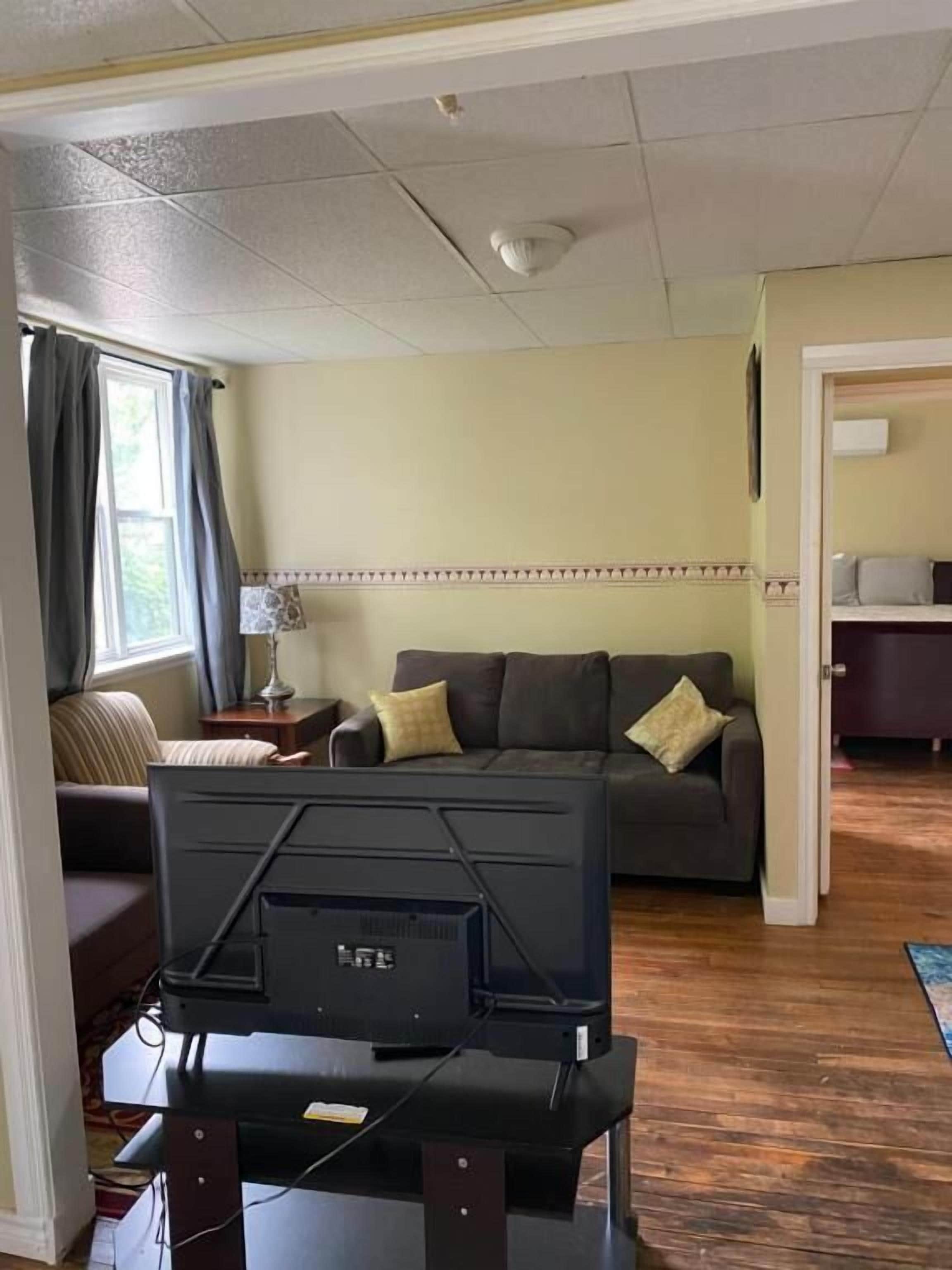 Family Apartment, 1 Bedroom, Non Smoking, Kitchenette | Bahagian dalam