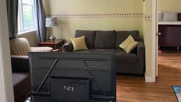 Family Apartment, 1 Bedroom, Non Smoking, Kitchenette | Bahagian dalam