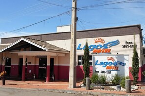 Exterior - LAGOS HOTEL (Iporá)