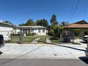 Exterior - Comfy, 1 Bedroom -1 Shared Bathroom! North (Bishop)