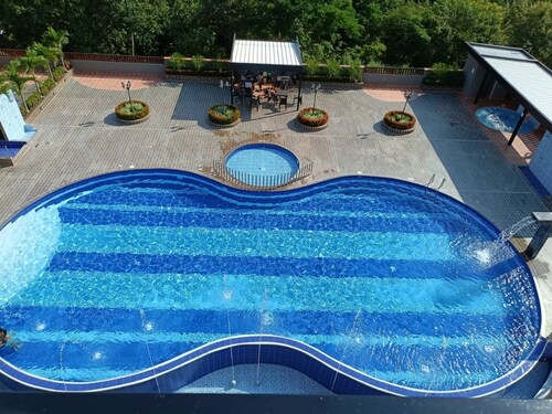 Vacation apartments san jeronimo antioquia 3 minutes from the main park