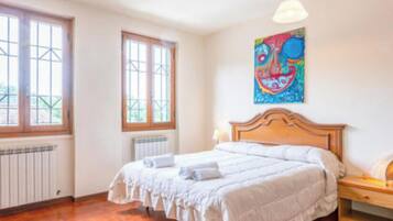 2 camere, una scrivania, Wi-Fi gratuito