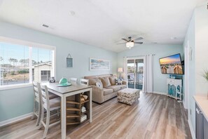Smart TV - Waterway Paradise Escape Gated Coastal Retreat (North Myrtle Beach)