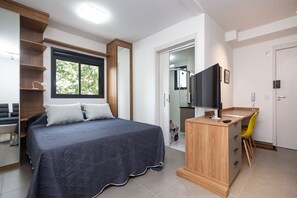Free WiFi - Studio com Varanda ao Lado da Estação Pinheiros (São Paulo)