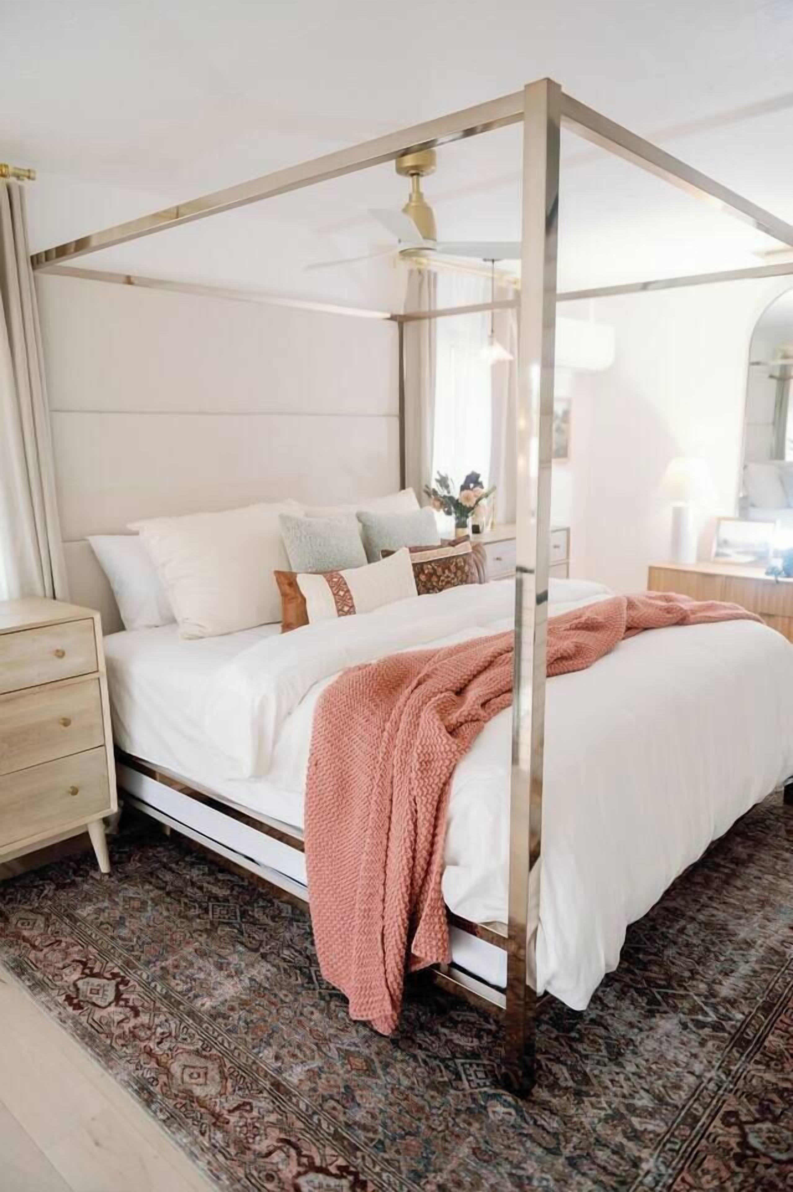 1 bedroom, iron/ironing board, travel crib, WiFi (free)