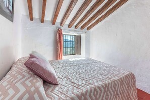 6 bedrooms, desk, iron/ironing board, WiFi - Piscina y Entorno Natural Unico - Casa en Colmenar (Colmenar)