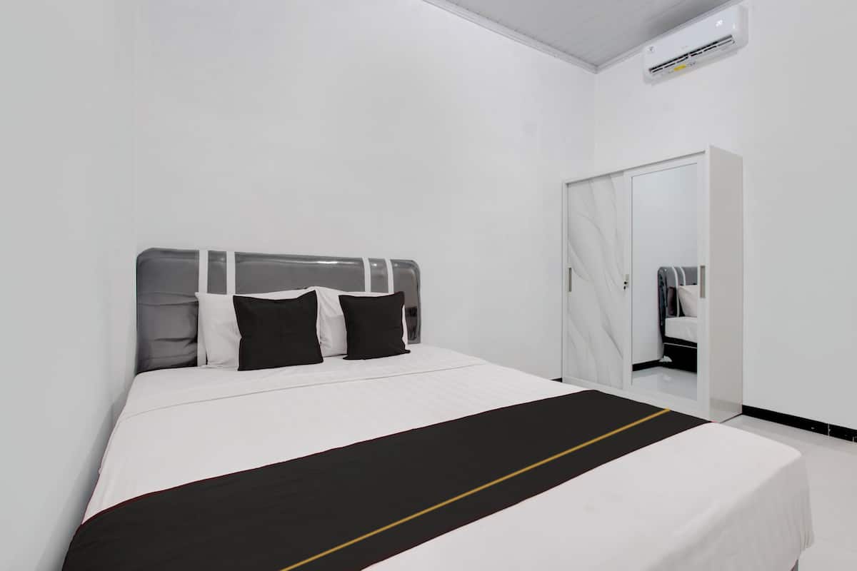 Standard Double Room | Bed sheets