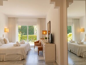 3 habitaciones, escritorio, tabla de planchar con plancha y wifi 