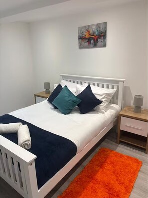 Room - Lux Wolverhampton Stay Near Molineux Stadium (Wolverhampton)