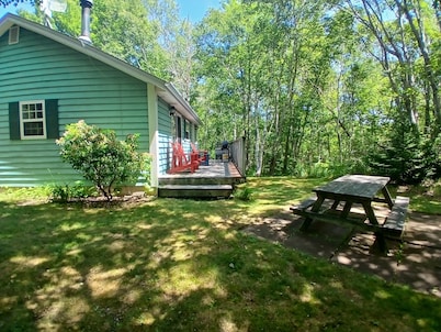 Two-Bedroom Two-Bathroom Vacation Home - Pet Friendly!