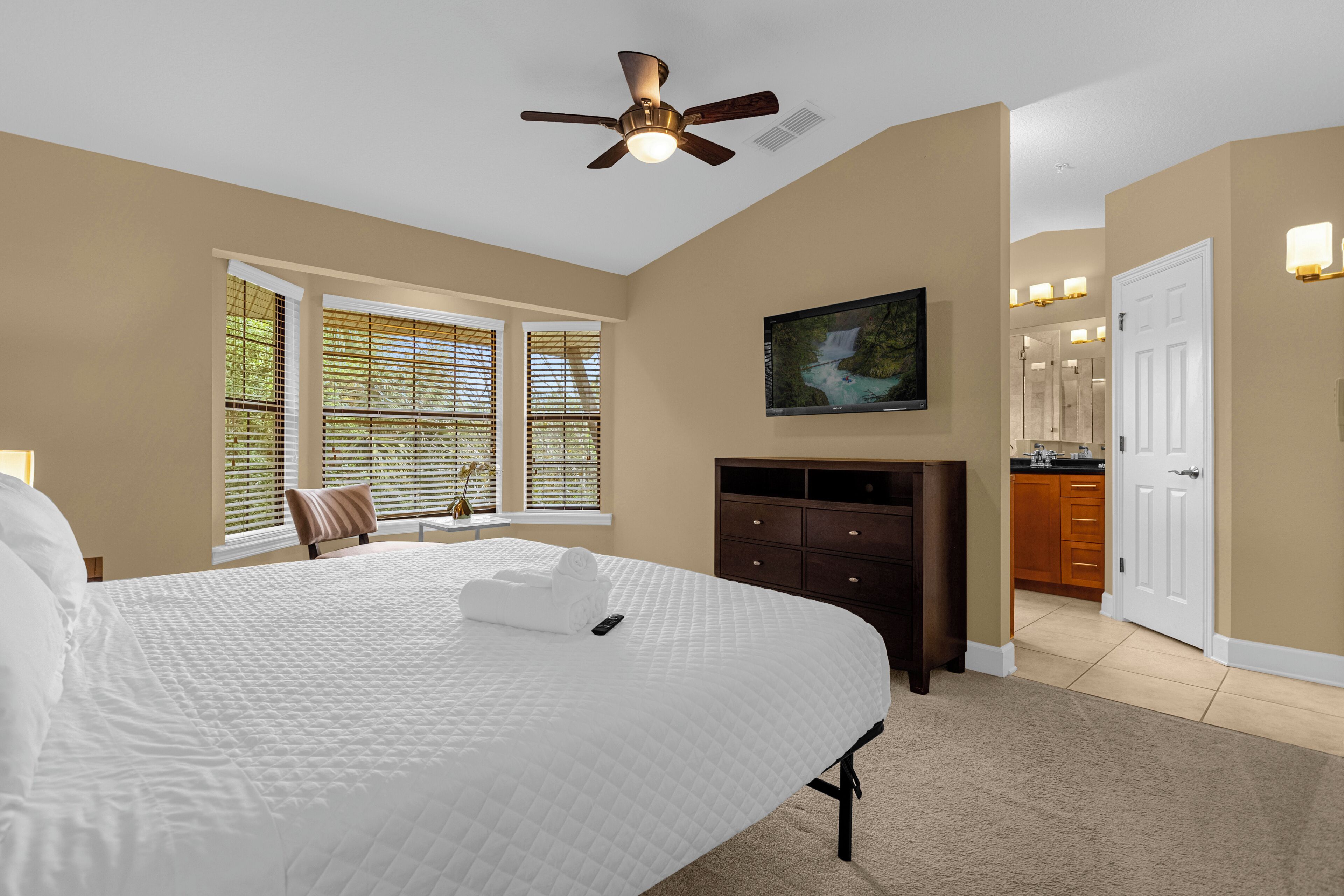 Residenza familiare, 4 camere da letto, vista giardino