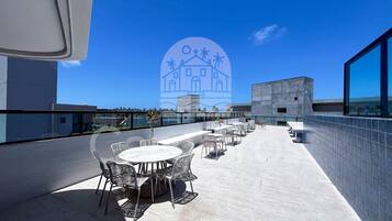 Tempat makan outdoor