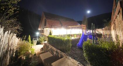 Maru house