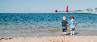 Harborside Grand Haven - Walk to Lake Michigan