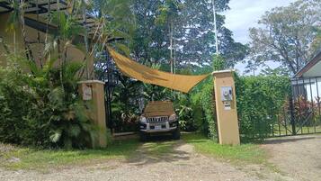 Enceinte de lâhĂ©bergement