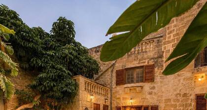 Charming 450-Year-Old House with Pool in Naxxar