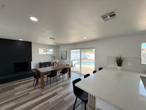 Dining - 3 Bedroom Desert Splash Retreat (Tempe)