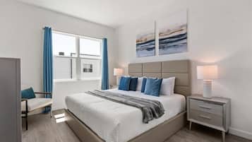 3 bedrooms, iron/ironing board, WiFi, bed sheets