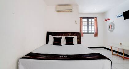 Capital O 95198 Angel Homestay