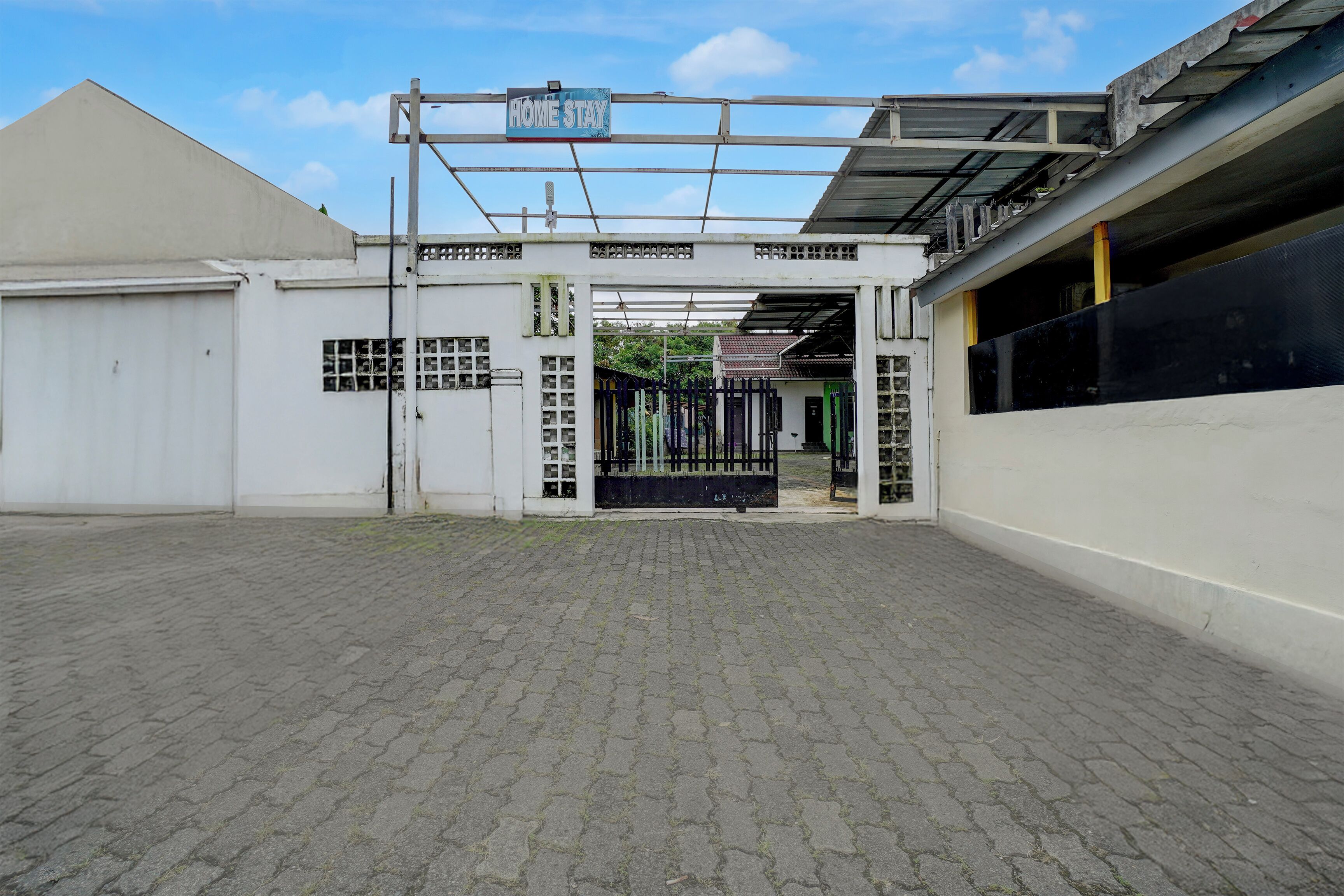 Bagian depan properti