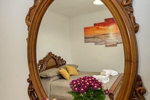 2 bedrooms, iron/ironing board - Aury House – Sea and Nature in Ieranto (Massalubrense)
