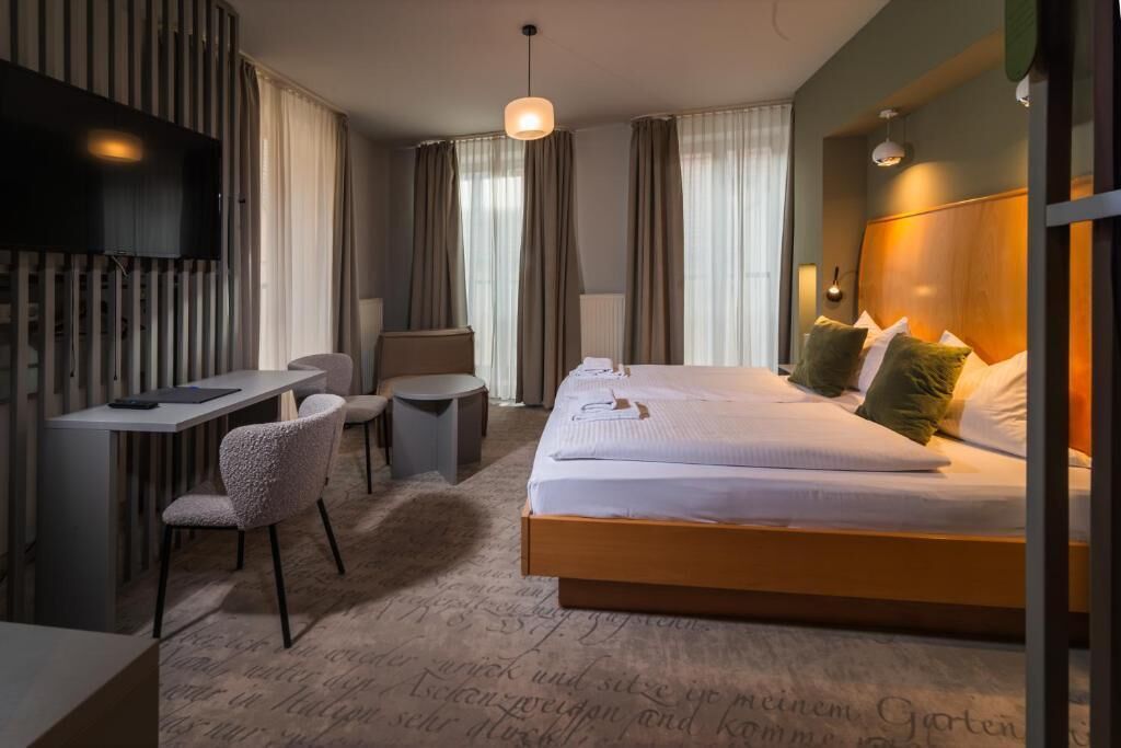 Deluxe-Doppelzimmer | Allergikerbettwaren, kostenloses WLAN, Bettwäsche