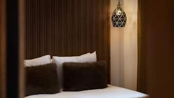 Comfort Double Room, 1 Queen Bed with Sofa bed | Free WiFi