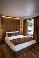 Comfort Double Room, 1 Queen Bed with Sofa bed