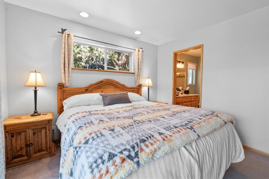 Hus Basic - balkong - utsikt mot bergen