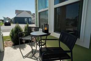 Outdoor dining - Green Haus Hill Country Retreat by Gruene Sleeps 7 (New Braunfels)