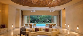 Stunning and luxury 7BR villa in private complex
