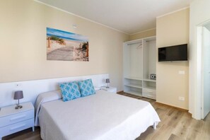 Chambre Double, patio, vue jardin