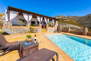 House - Villa Flores (Nerja)