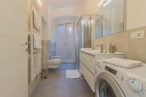 House - C Magnolia Appartamento 1 (Lierna)