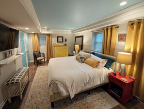 2 bedrooms, desk, iron/ironing board, free WiFi