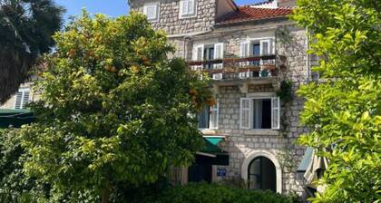 Ston Heritage Apartment with City view