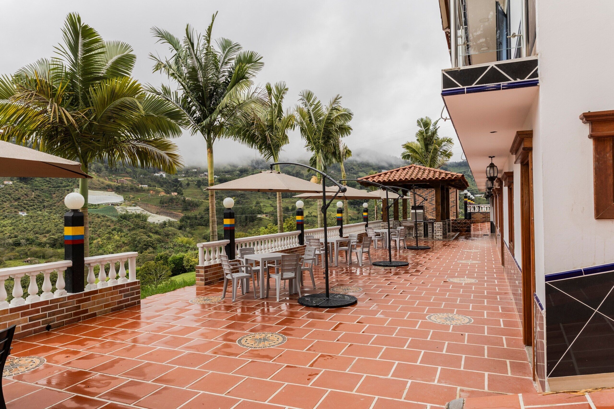 Family Room, Mountain View | Terrace/patio