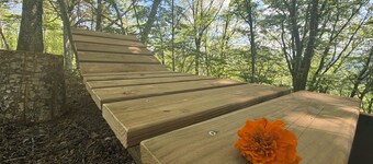 Recharge your batteries in the forest, cocooning self-catering cottage with free-roaming rabbits!