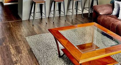 Comfortable Home on 5th