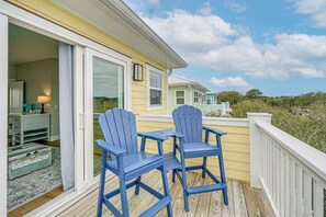 Property grounds - Carolina Beach Luxury Retreat: Intracoastal Views (Carolina Beach)