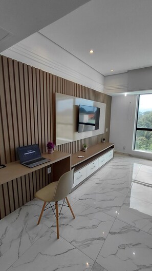 Apartamento Deluxe, cocina, vistas al río | Interior