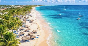 Beach - Luxury Getaway: Private Pool Home with Smart Features (Punta Cana)