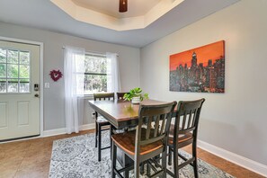 Dining - Families w/ Pets! Emerald Coast Home 9 Mi to Beach (Fort Walton Beach)