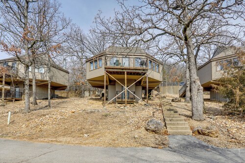 Boater’s Haven! Lake of the Ozarks Resort Retreat