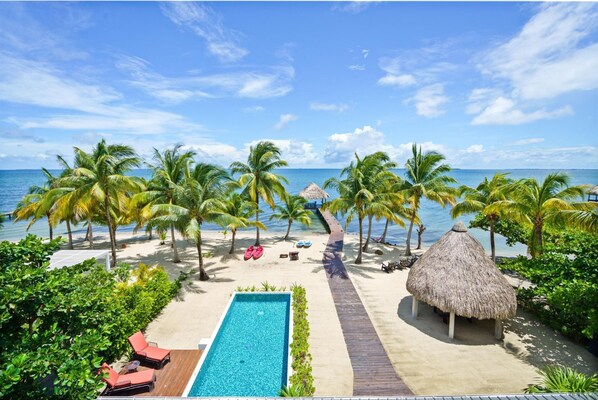 Villa - Castaway Villa - 4 Bedroom Beachfront Villa (Placencia)