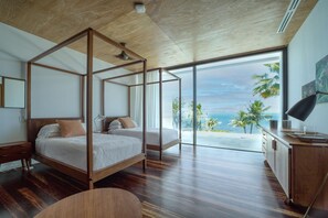 Room - The Beach House - Upscale 5-bed Beachfront Villa w Pool Pier Ocean Views (Placencia)