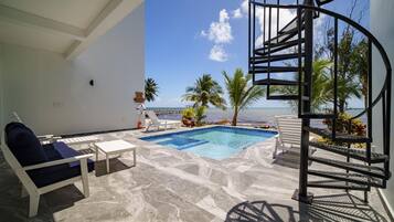 4 bedrooms