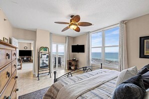 3 bedrooms, iron/ironing board, WiFi, bed sheets - Emerald Coast Escape – End Unit Steps from the Sand (Pensacola Beach)