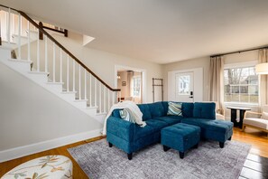 Living area - Spacious ND Home Near Angela Blvd (South Bend)