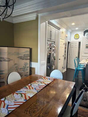 Dining - Marvelous 3-bedroom townhome in vibrant upper Lawrenceville (Pittsburgh)